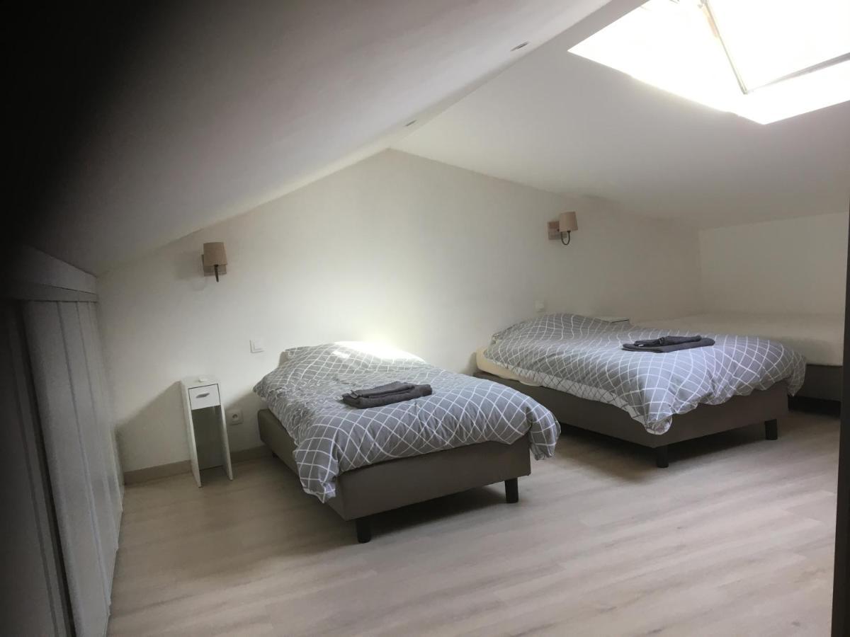 La Rose Sur Meuse Villa Haybes Exterior photo